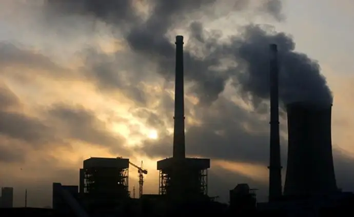 努力實現(xiàn)環(huán)境污染防治與應對氣候變化雙贏